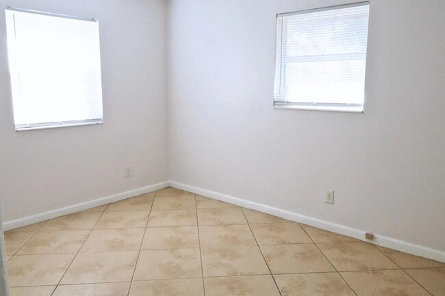 Photo - 22 Overstreet Dr