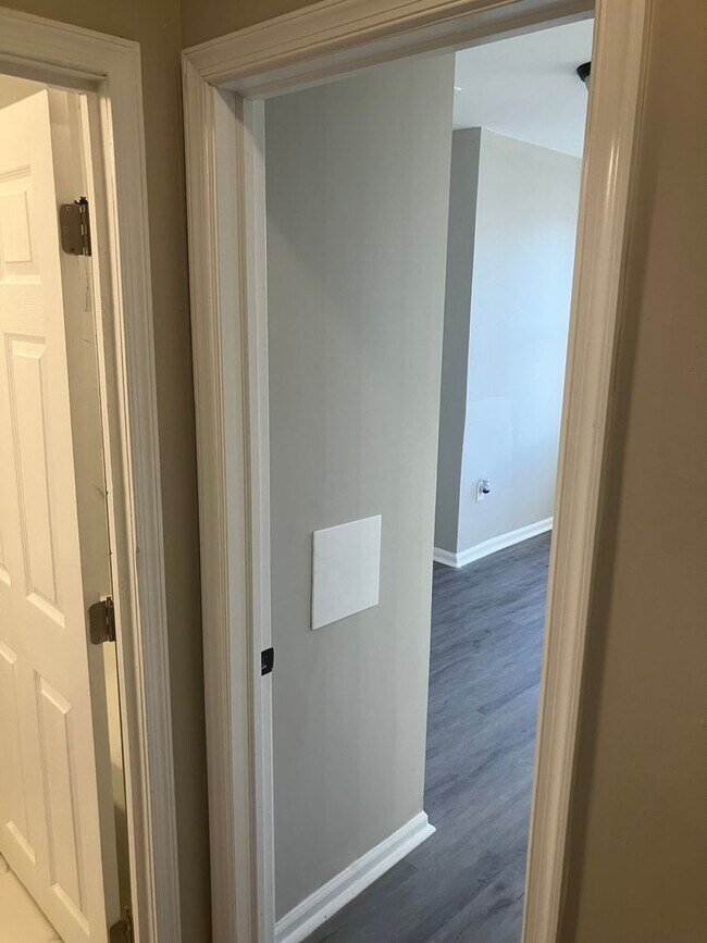 Photo - 512 N Curley St