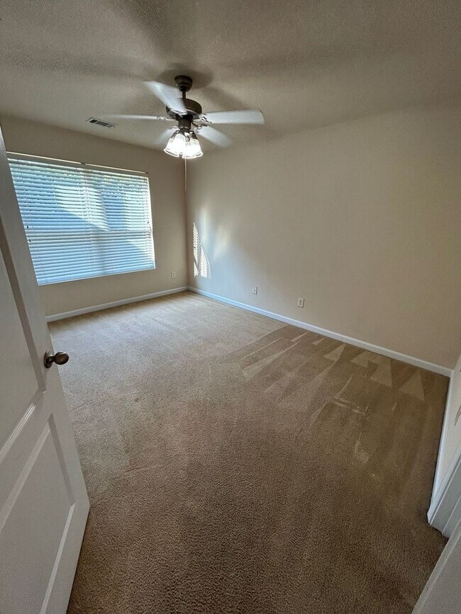 Photo - PRE-LEASING FOR AUGUST 2026!