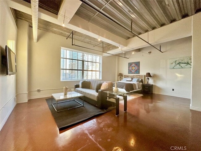 Photo - 312 W 5th St Unidad 1105