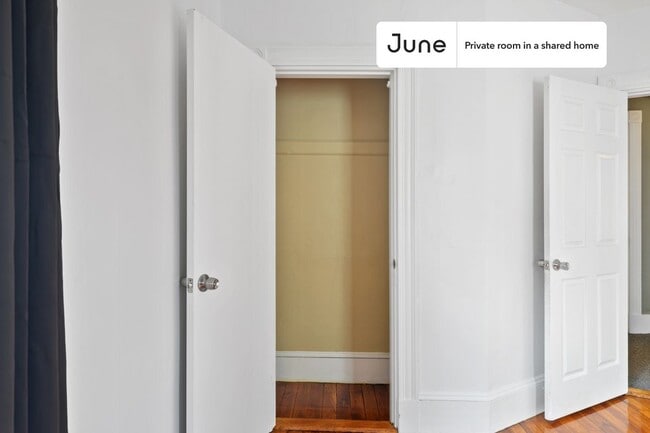 Photo - Room in Shared 6 bed/2 bath home Unit F