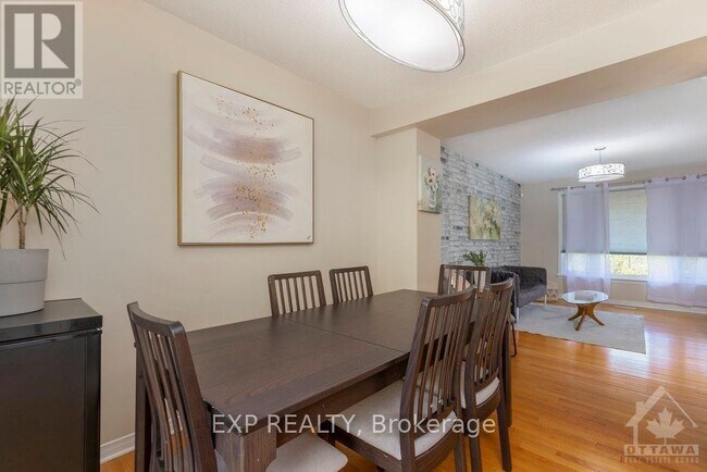 Photo - 259 Monterey Dr