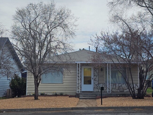 Building Photo - Charming 3-Bedroom Home
