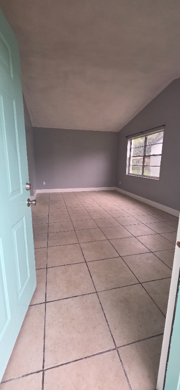 Photo - 2417 Cedar Ave Unidad B