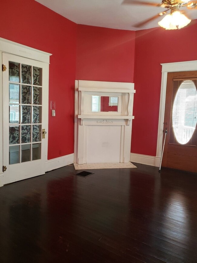 Photo - 214 North Main Street