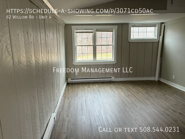 Building Photo - 62 Willow Rd Unit 4