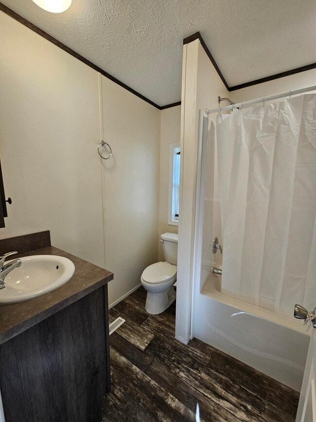 Photo - 54 Mapledale Acres