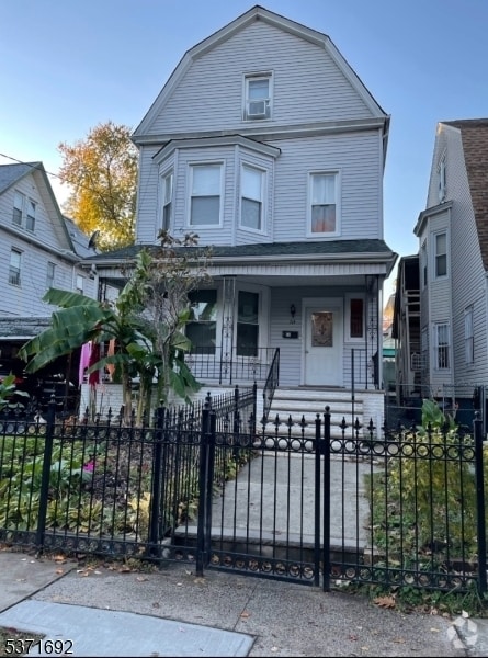 Building Photo - 712 Clifton Ave Rental
