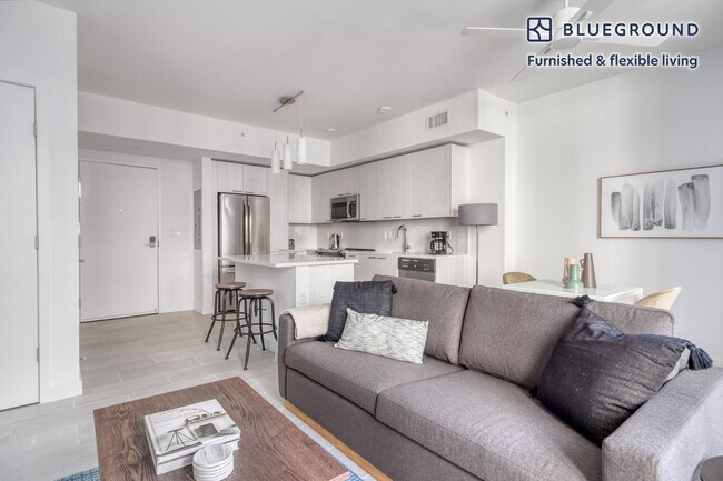 Photo - 21 NE 22nd St Unidad FL6-ID34