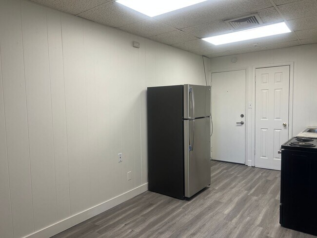 1220 Washington Ave Unit 5