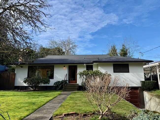 Building Photo - 2021 Taft Ave