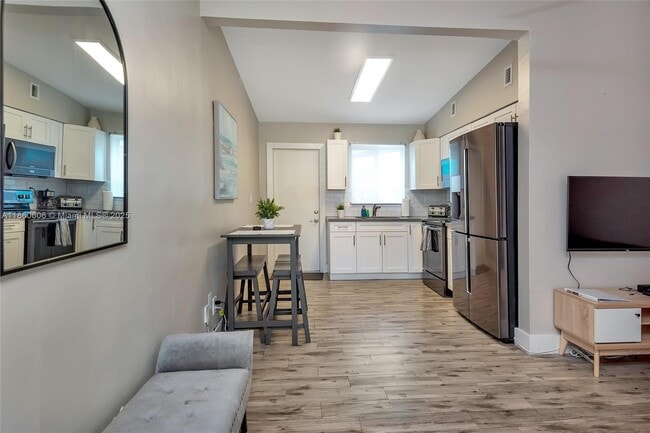 Photo - 4284 NW 1st Ave Unit 1