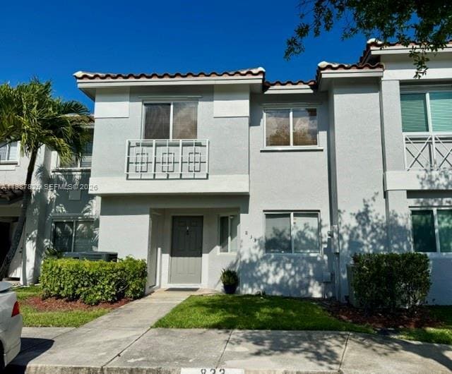 Building Photo - 833 NW 208th Terrace