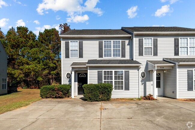 Building Photo - Charming 3-Bed 3.5-Bath Near Campbell Univ... Rental