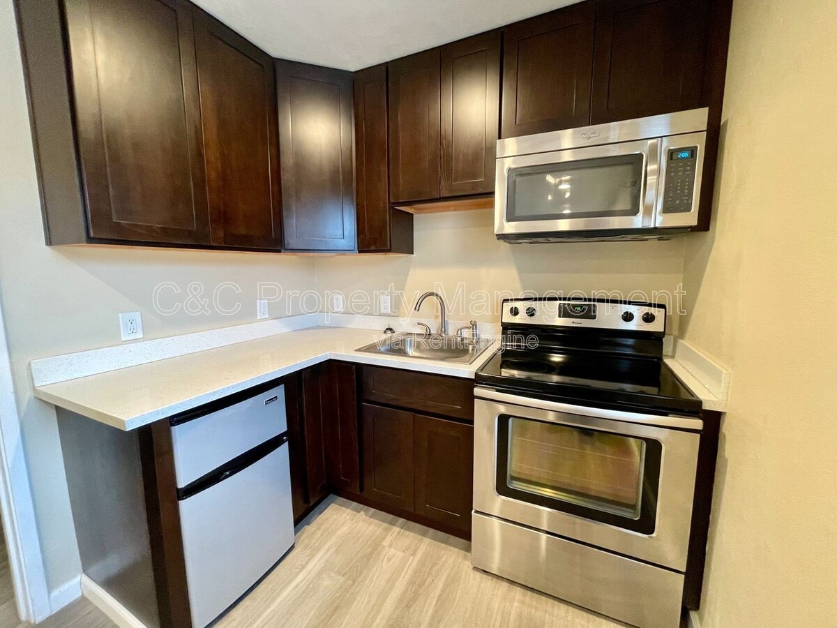 Photo - 802 Sunset Dr Unit K