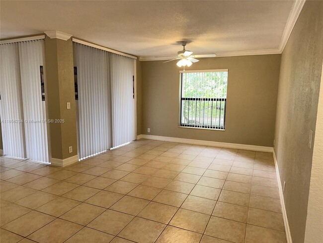 Photo - 3892 Coral Tree Cir Unit 3892