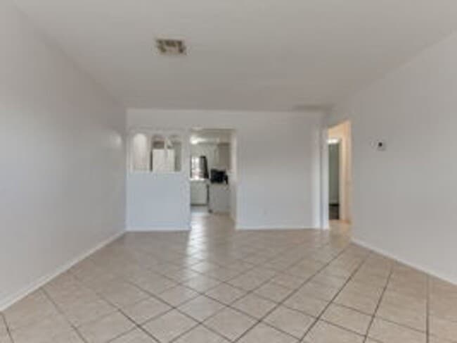 Photo - 2 bed/ 1 bath condo in Bethany