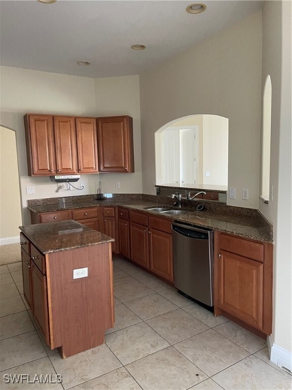 Building Photo - 1299 Verde Dr Unit 4