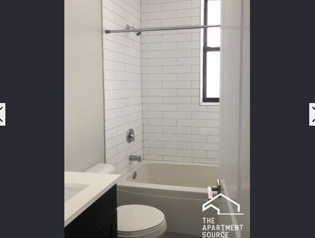 Photo - 1952 W Nelson St Unit 7