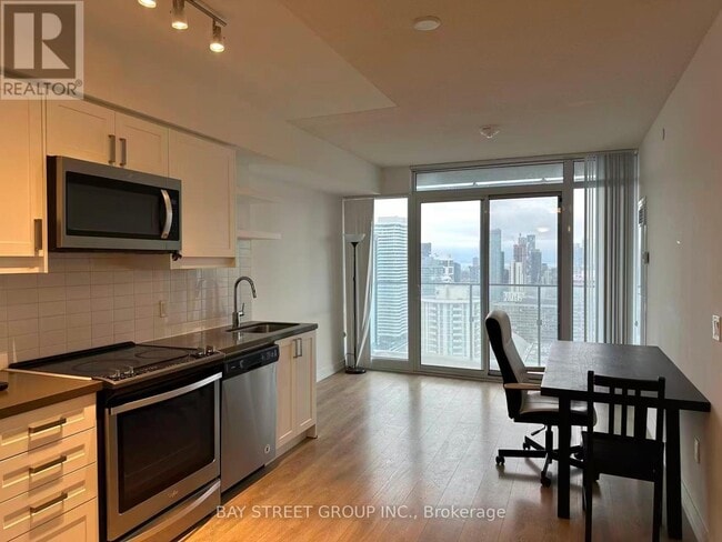 Photo - 50 Wellesley St E Unit 3709