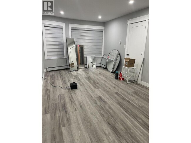 Photo - 4287 Napier St