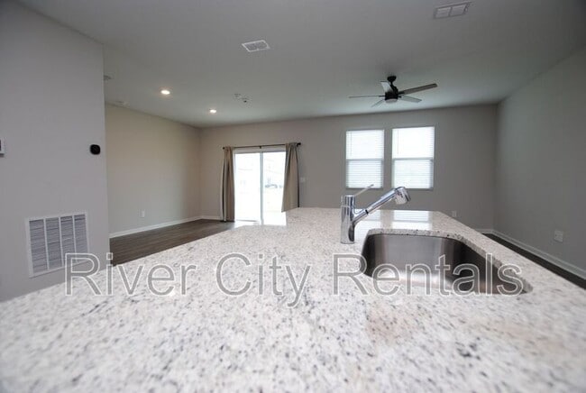 Photo - 14655 Macadamia Ln