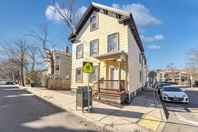 Photo - 53 Brookside Ave Apartments
