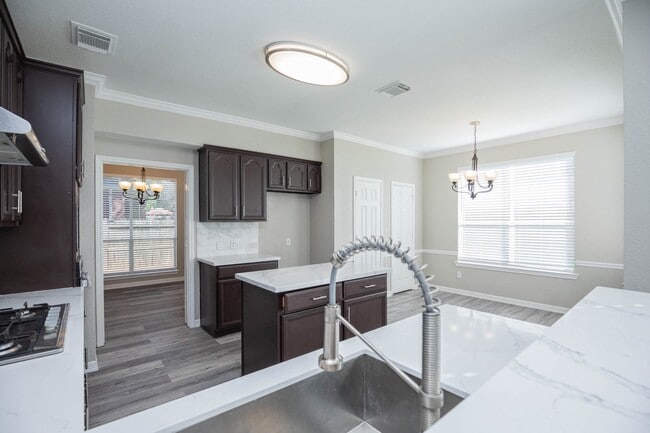 Photo - 18135 Somerset Knolls Ct