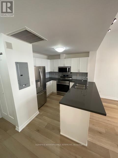 Photo - 4198 Dundas St W Unité 307