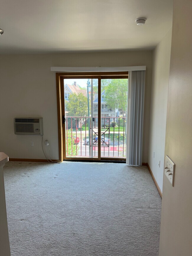 Photo - Washington Court Apartments