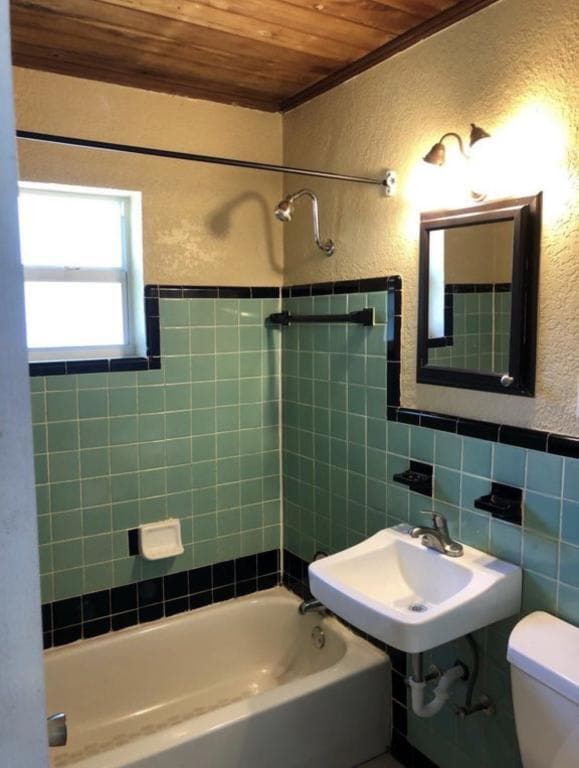 Photo - 818 Orange St