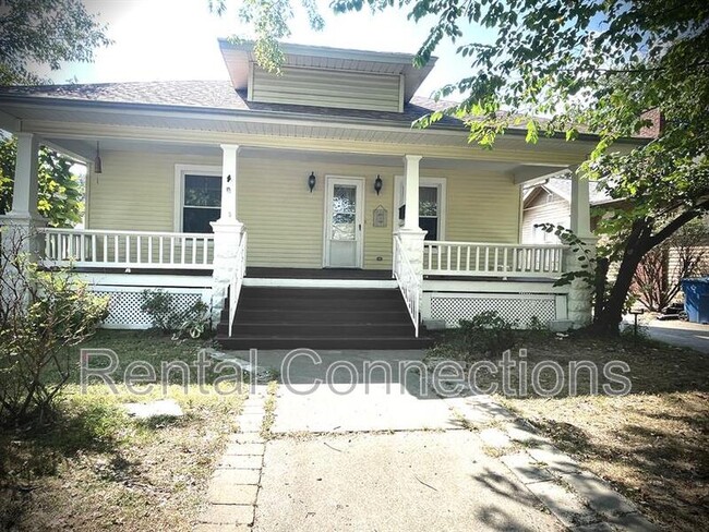 Photo - 612 S Virginia Ave House