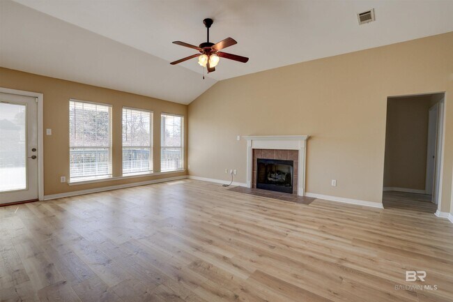 Photo - 25472 Overlook Dr