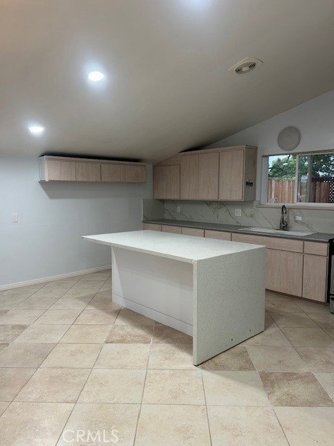 Photo - 1083 Gilwood Ave
