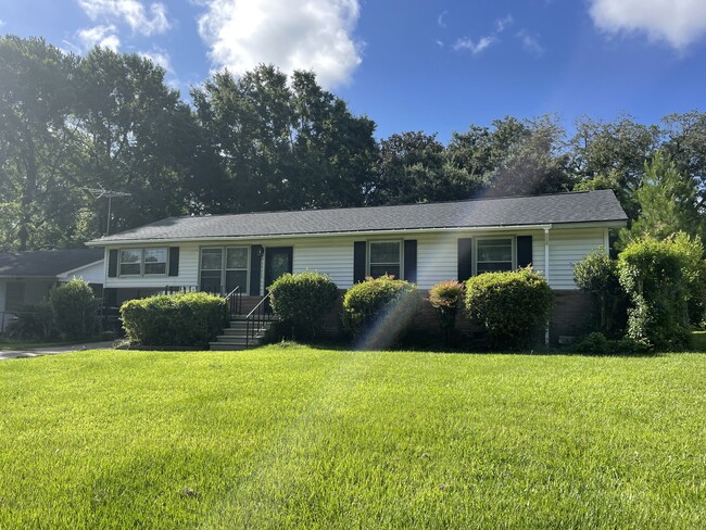 Photo - 2665 Orchid Ave