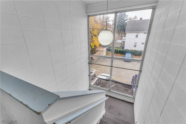 Photo - 1415 Wyandotte Ave Unit 305