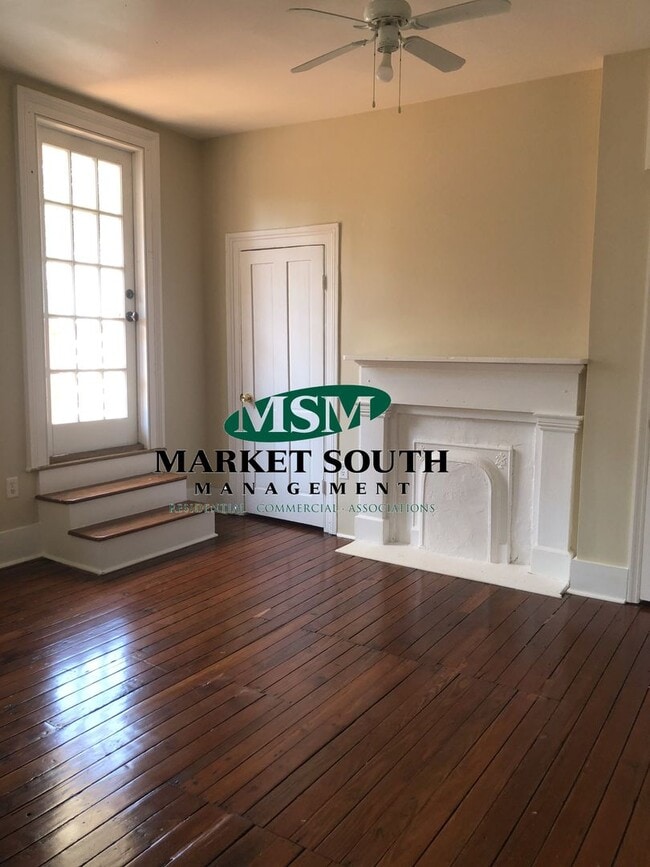 Photo - *REDUCED!!* Beautifully Renovated Victorian Home