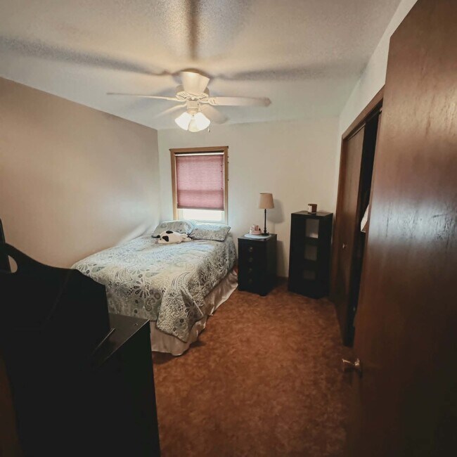 Photo - 1920 Woodlawn Ave