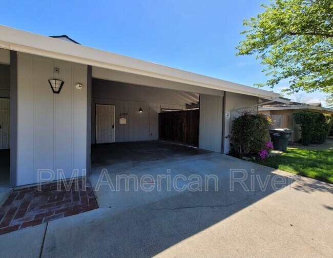 3028 Olive Glen Ct Condo Condo for Rent in Sacramento, CA