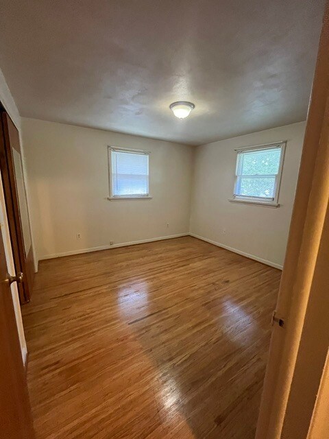 1078-1082-1082 Bay St