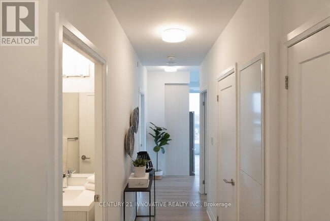 Photo - 286 Main St Unité 715