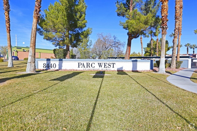 Parc West - Parc West Apartments