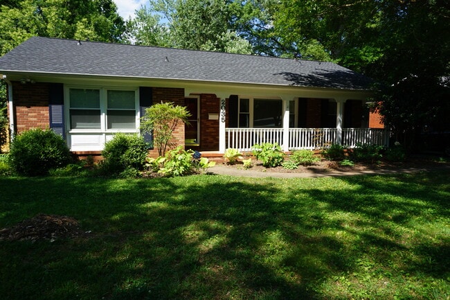 Photo - 2035 Townsend Avenue House