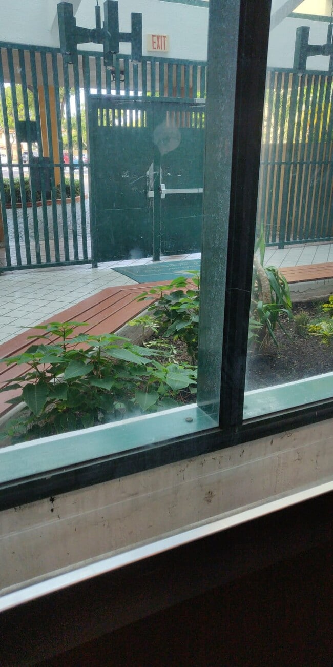 Photo - 11750 SW 18th St