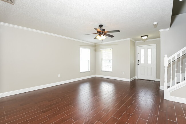 Photo - 3322 Whistling Trail