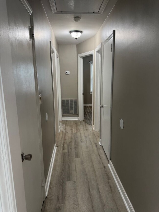 1405 Belmont Dr