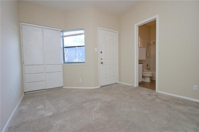 Photo - 2818 Nueces St Unit 310