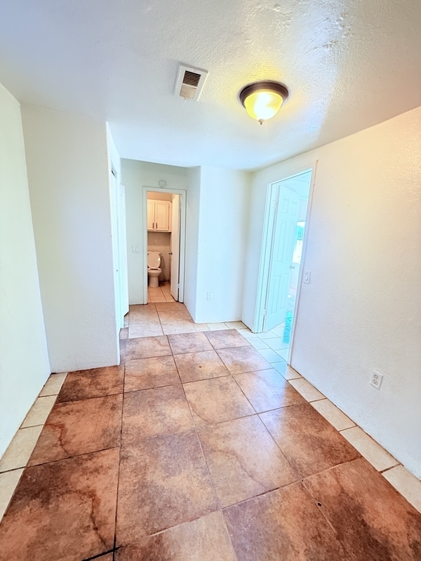 Photo - 208 W Ventura St