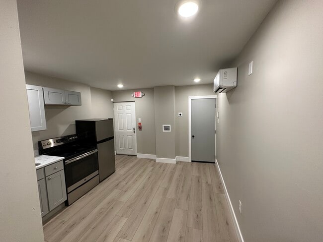 Photo - 4703 Penn St Unit 1st Floor - A1