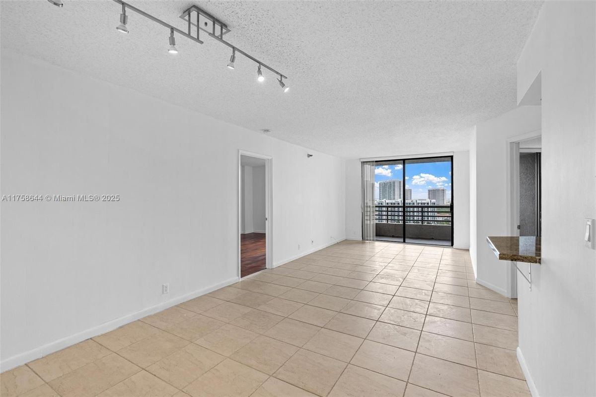 Photo - 3300 NE 191st St Condo